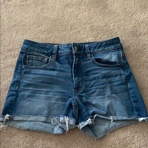 American Eagle Hi-Rise Shortie